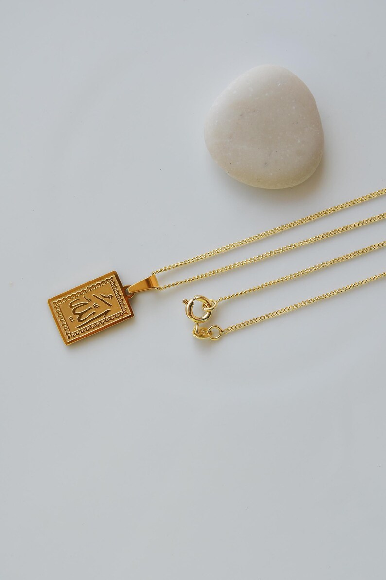 Gold Allah Calligraphy Pendant Necklace! Stainless Steel Islamic Jewelry