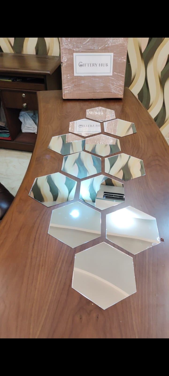 Acrylic Hexagon Gold mirror wall decor for home and office decor - AWA-017