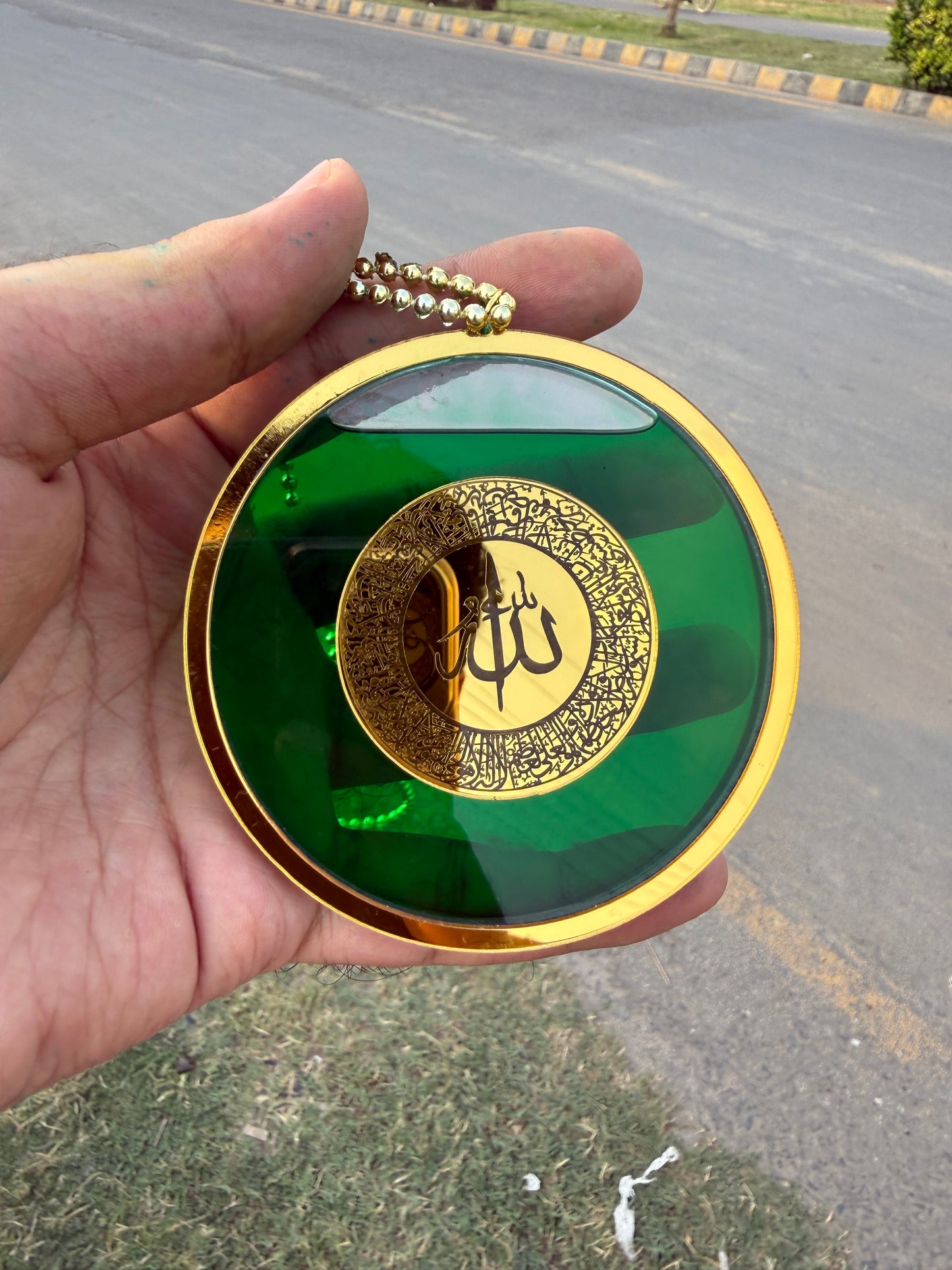 Luxury Circle shape Car Hanging Diffuser - Black & Gold Islamic Pendant with Ayat-ul-Kursi & Safar ki Dua