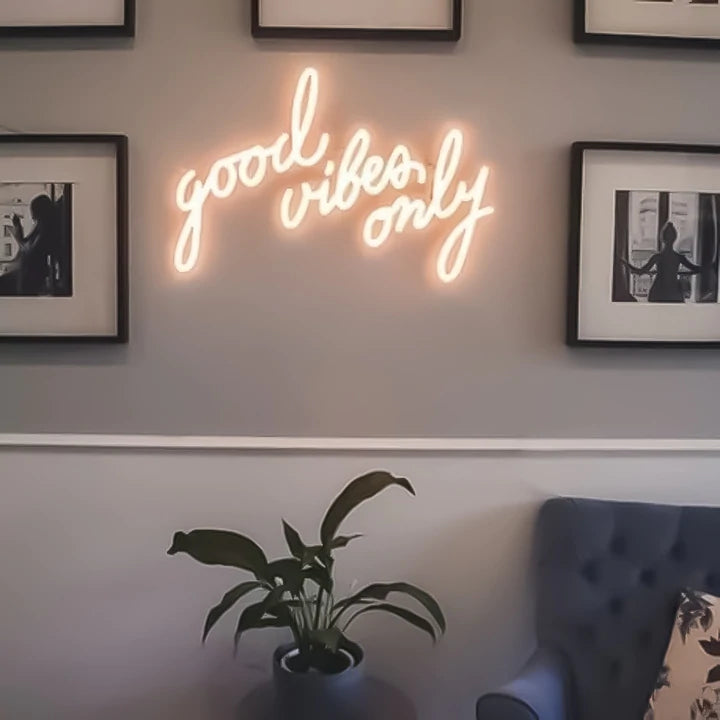 Good Vibes Only Neon Sign - NLA 110